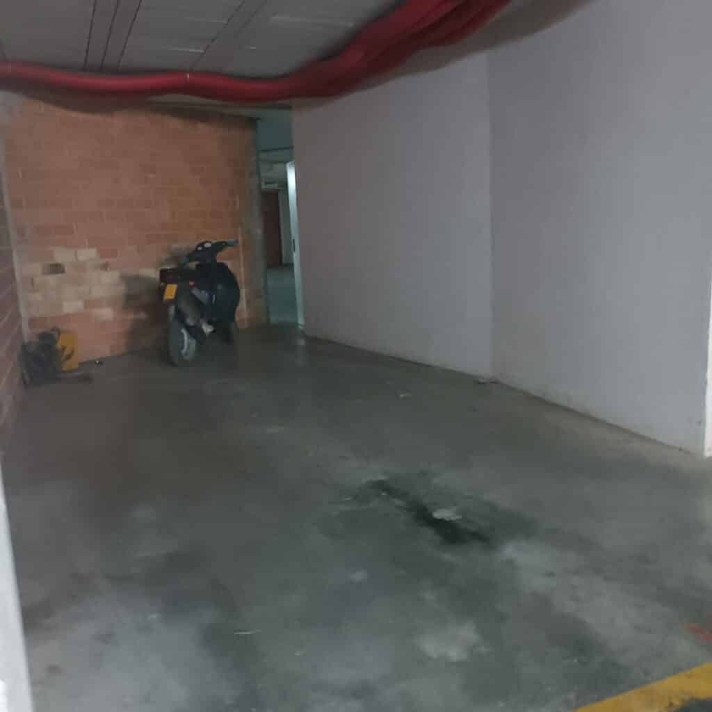 Se Vende Piso Por La Estacion Con Plaza De Garaje 5